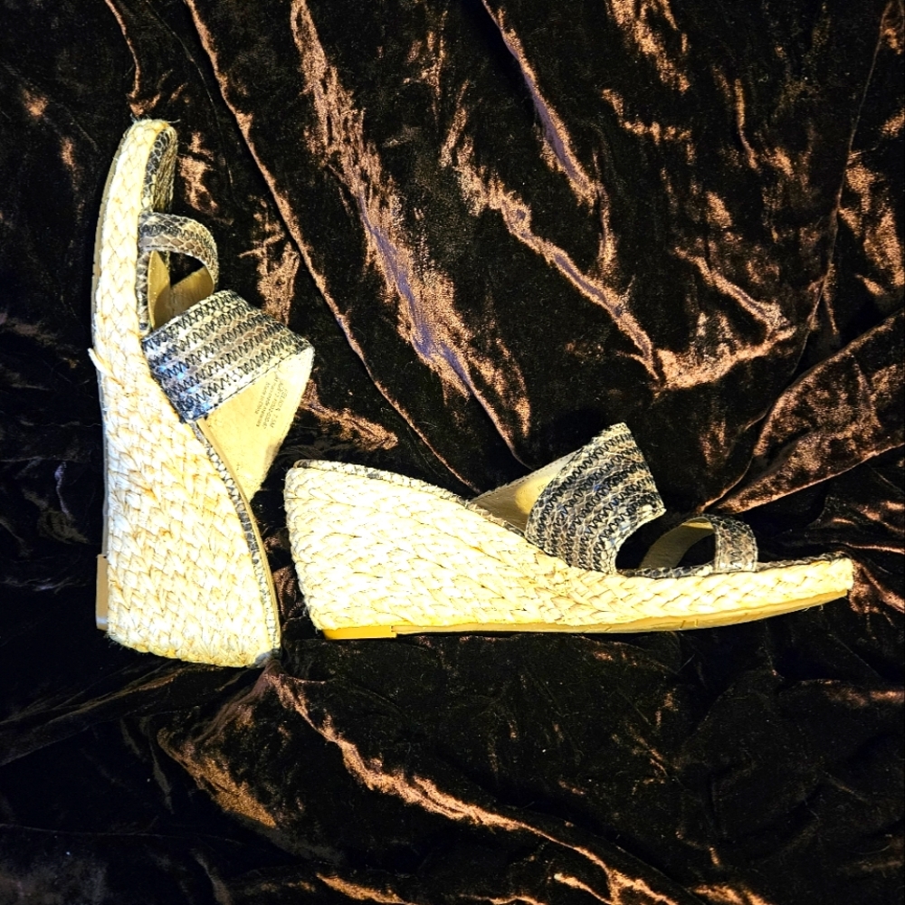 Andrew Geller slide on wedge Sandals